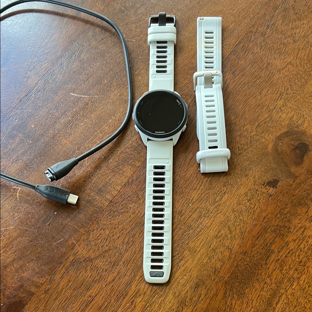 Garmin Forerunner 165 music
